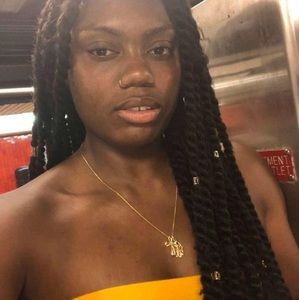 Meet your Posher, Dyiah